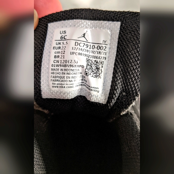 Nike Air Jordan Pro Strong Unisex Sneakers - Picture 7 of 8